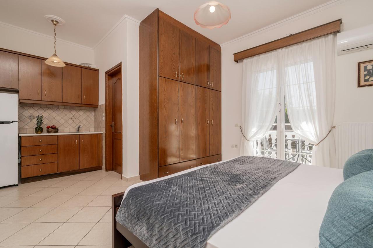 Luxury Villa Vanato & Pool Koukounariá 외부 사진